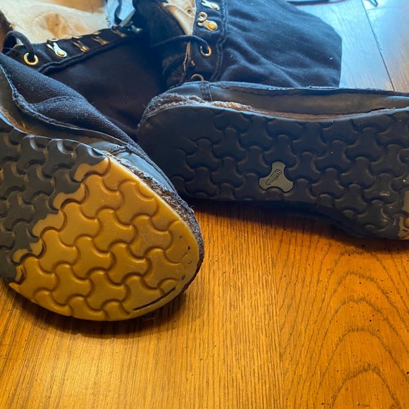 Eco friendly Toetally Simple Brand boot Black lace up boot rare, unique - Picture 5 of 8